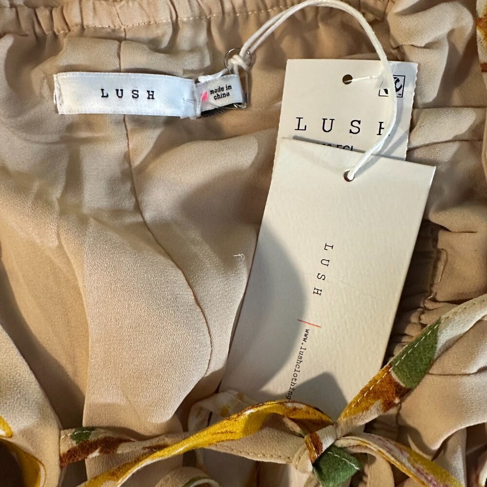 NWT - Lush - Taupe Yellow Floral Tie Back Maxi Dress - Size Medium - Picture 5 of 5